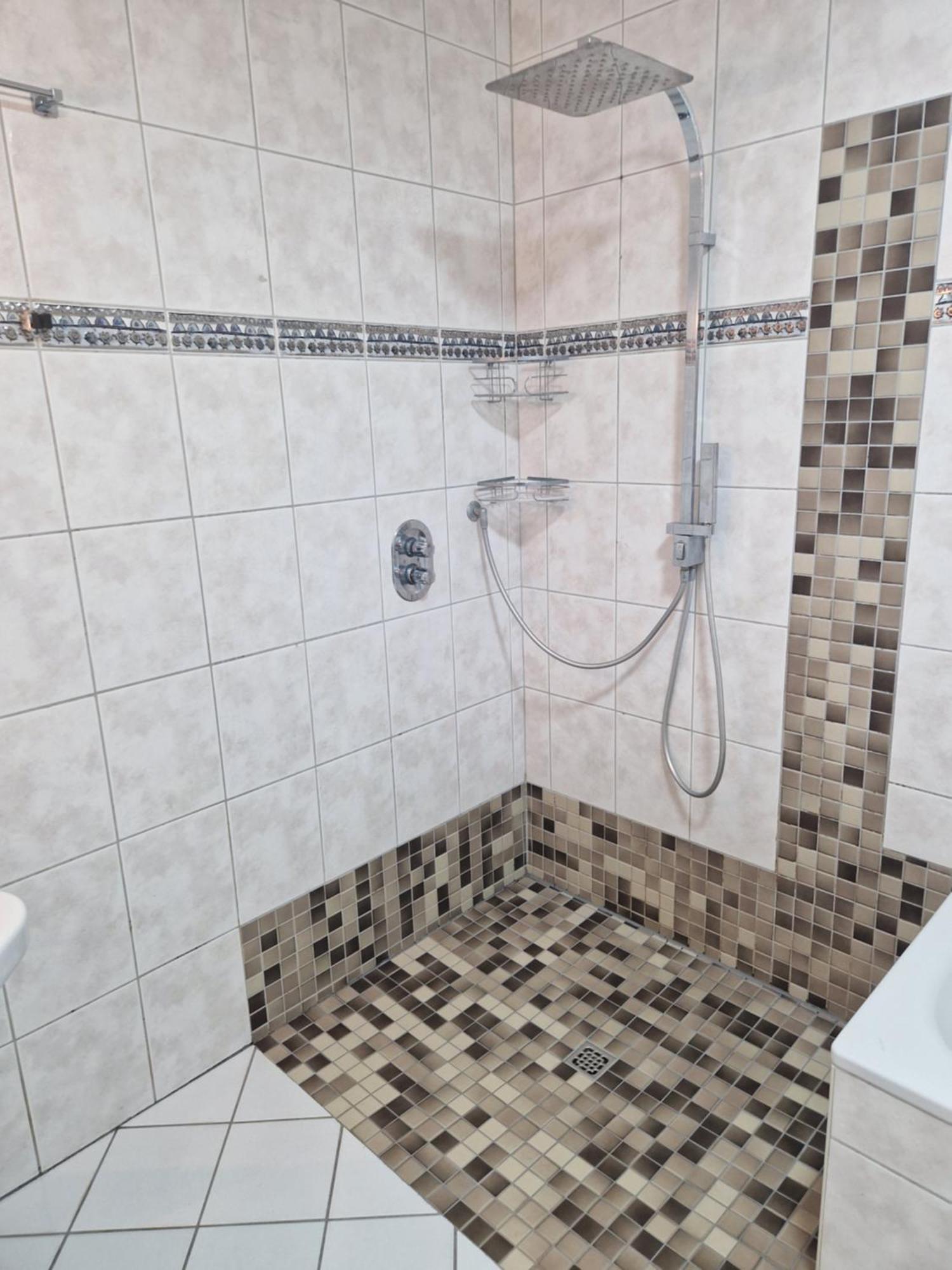 Schlafzimmer, Ruhige Lage In Meppen --- Check-In Mit Schluesselkasten Bagian luar foto